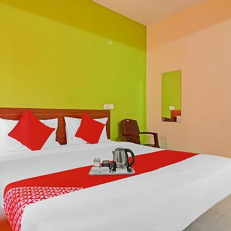 Super Hotel O Dk Reddy Square ไฮเดอราบัด ภายนอก รูปภาพ