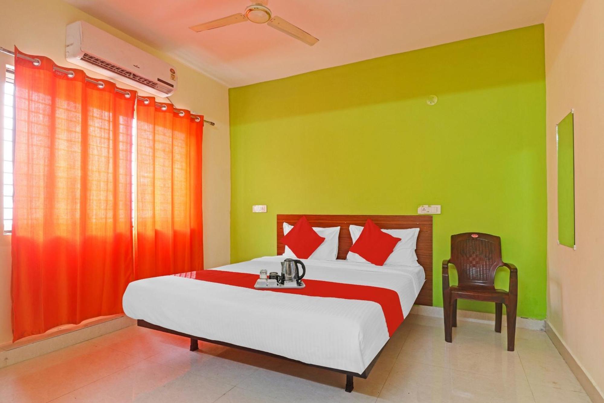 Super Hotel O Dk Reddy Square ไฮเดอราบัด ภายนอก รูปภาพ