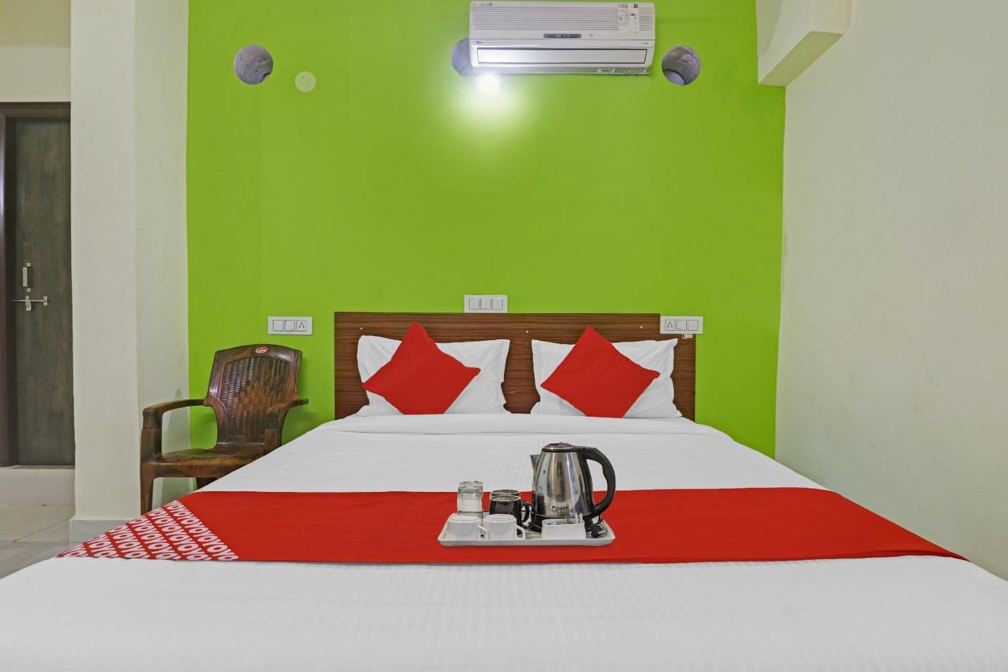 Super Hotel O Dk Reddy Square ไฮเดอราบัด ภายนอก รูปภาพ