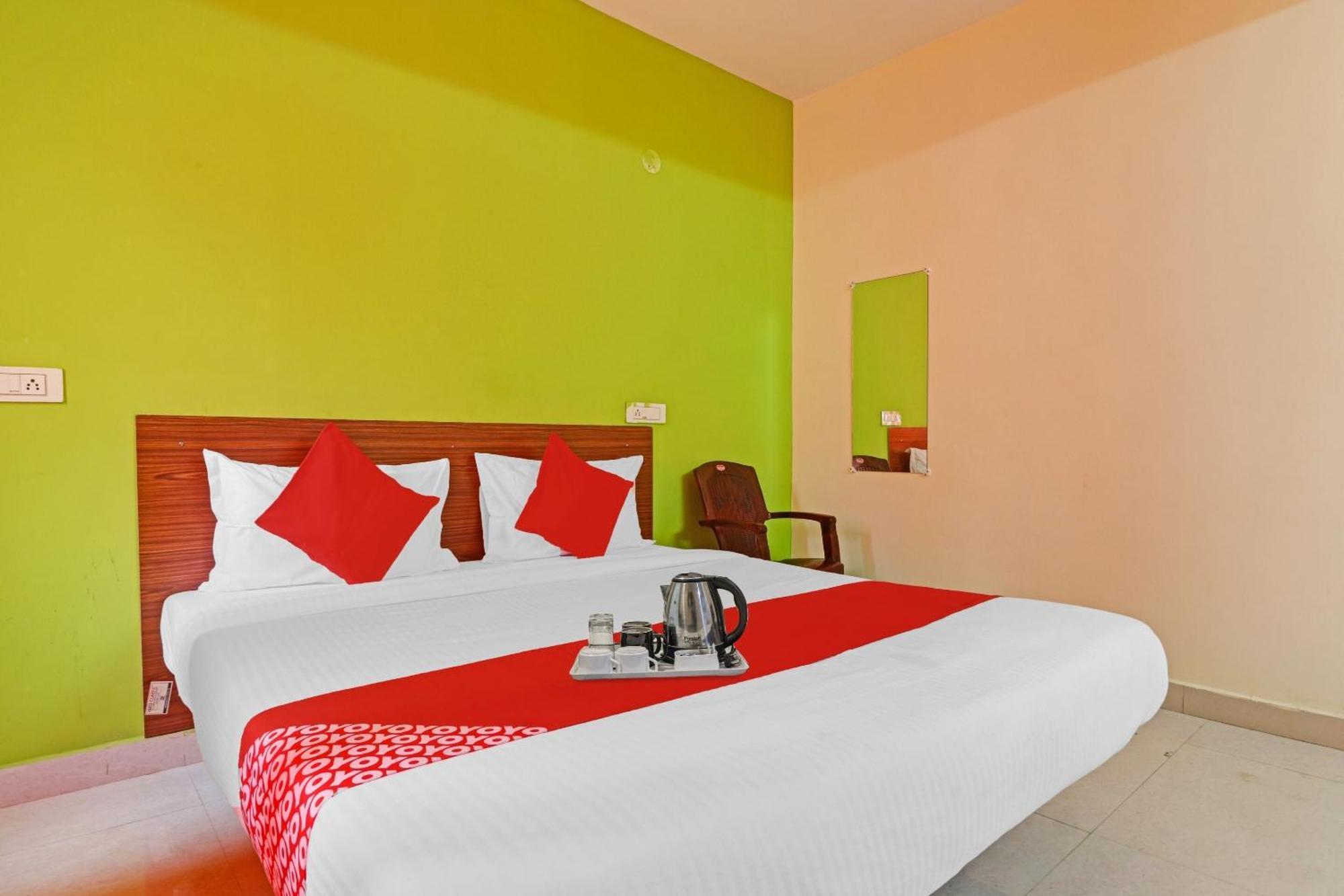 Super Hotel O Dk Reddy Square ไฮเดอราบัด ภายนอก รูปภาพ
